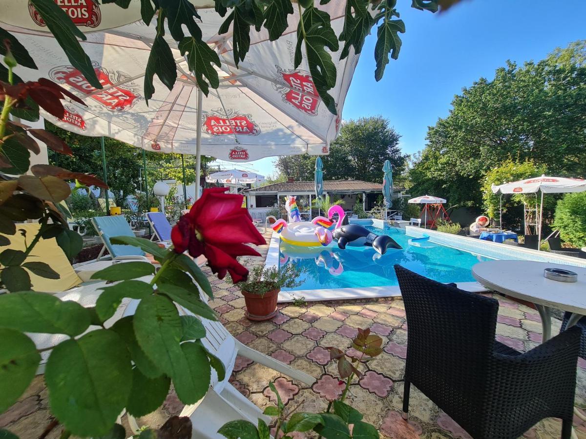 Hotel Rai Obrochishte Ngoại thất bức ảnh