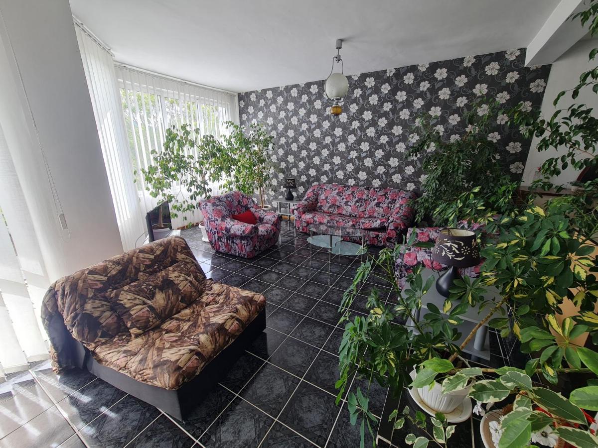 Hotel Rai Obrochishte Ngoại thất bức ảnh